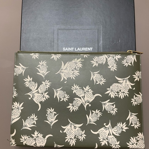 YSL pineapple pouch - Picture 2 of 6